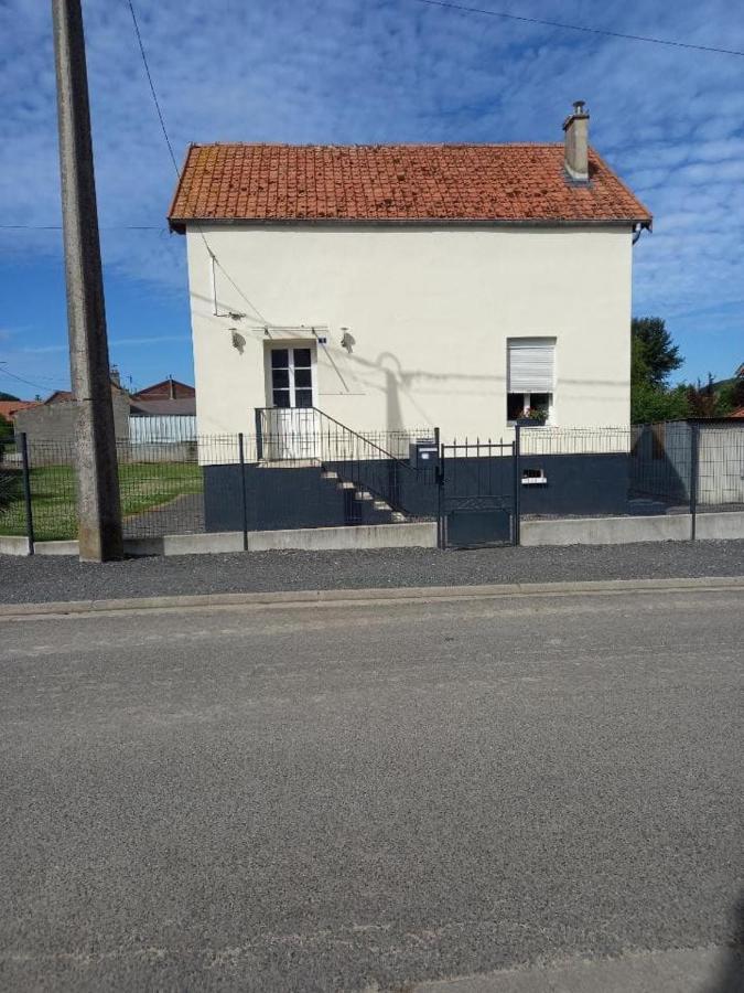 Maison Du Chemin De Fer Grandcourt  Kültér fotó